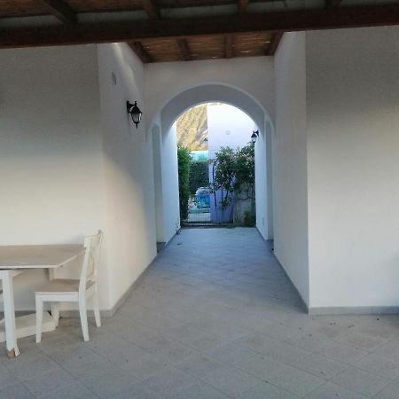 Residence I Pagghiari Bungalow วุลกาโน ภายนอก รูปภาพ