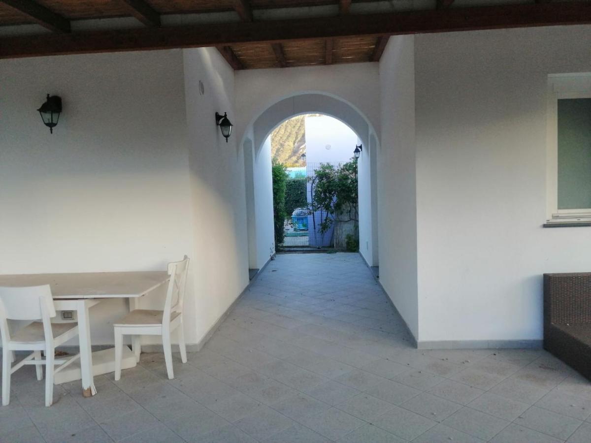 Residence I Pagghiari Bungalow วุลกาโน ภายนอก รูปภาพ